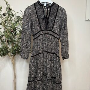 Doen Elix Black Dress Paisley Long-SleeveVelvet Trim